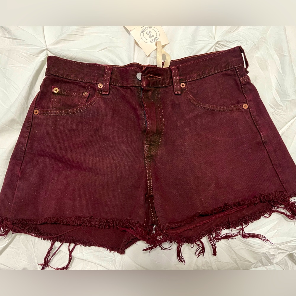 NWT Levis Jeanshorts burgundy